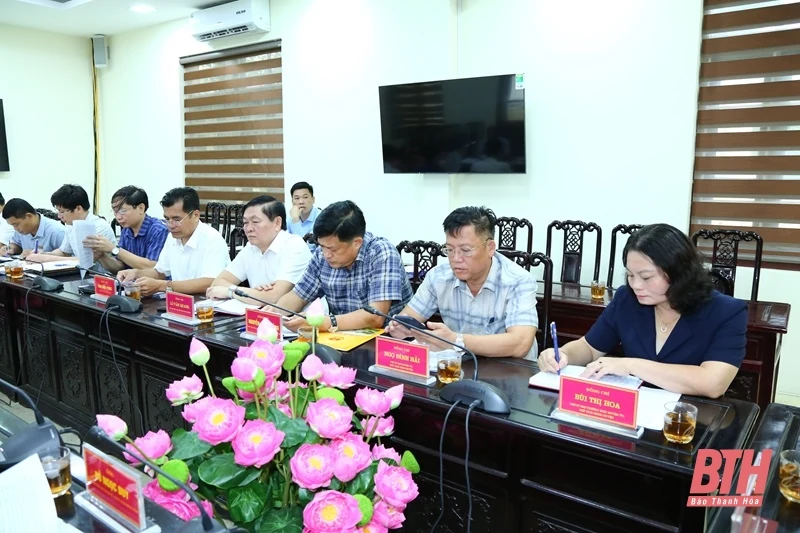 Tập trung đẩy nhanh tiến độ cấp giấy chứng nhận quyền sử dụng đất, quyền sở hữu nhà ở và tài sản gắn liền với đất