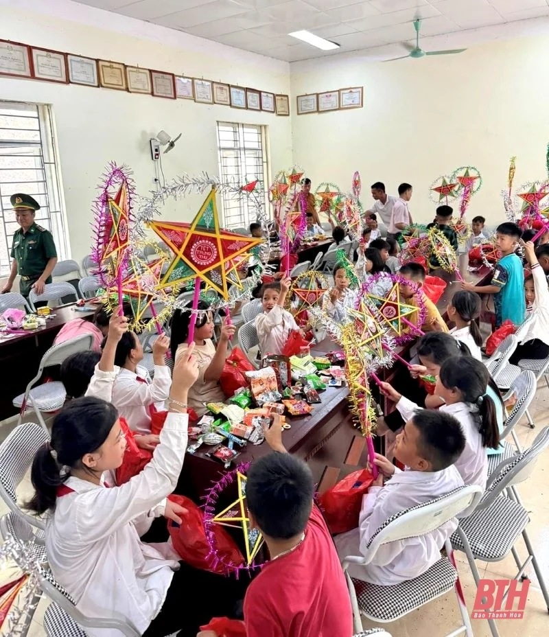 Tuổi trẻ Thanh Hóa chung tay vì trẻ em có hoàn cảnh khó khăn dịp Tết Trung thu 2024