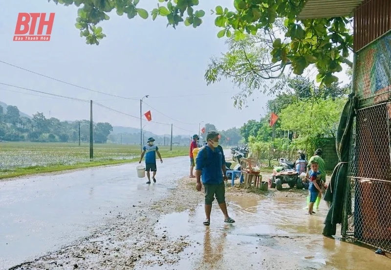 Thạch Thành: Khẩn trương vệ sinh môi trường, phòng chống dịch bệnh sau mưa lũ