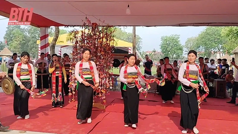 Bảo tồn giá trị văn hóa truyền thống gắn với phát triển du lịch
