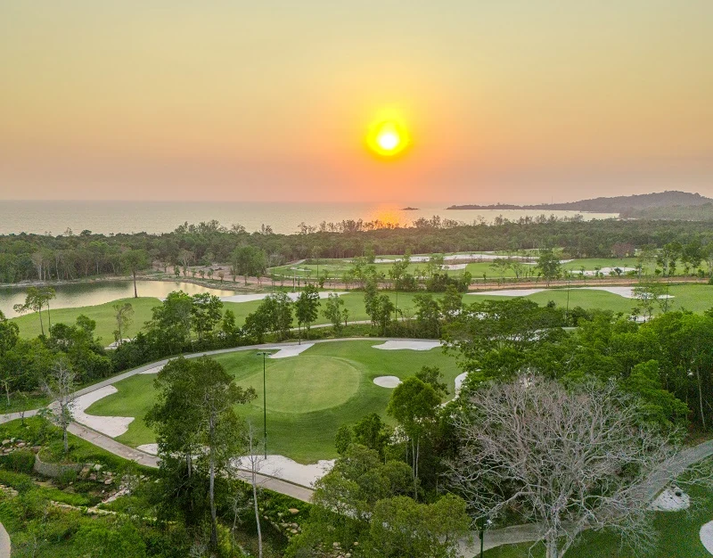 Eschuri Vung Bau Golf – sân golf đẳng cấp bậc nhất tại đảo Ngọc