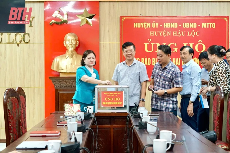 Đảng bộ và Nhân dân huyện Hậu Lộc ủng hộ đồng bào các tỉnh phía Bắc bị thiệt hại do bão số 3