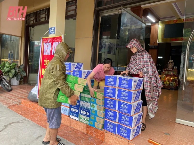 Đảng bộ và Nhân dân huyện Hậu Lộc ủng hộ đồng bào các tỉnh phía Bắc bị thiệt hại do bão số 3