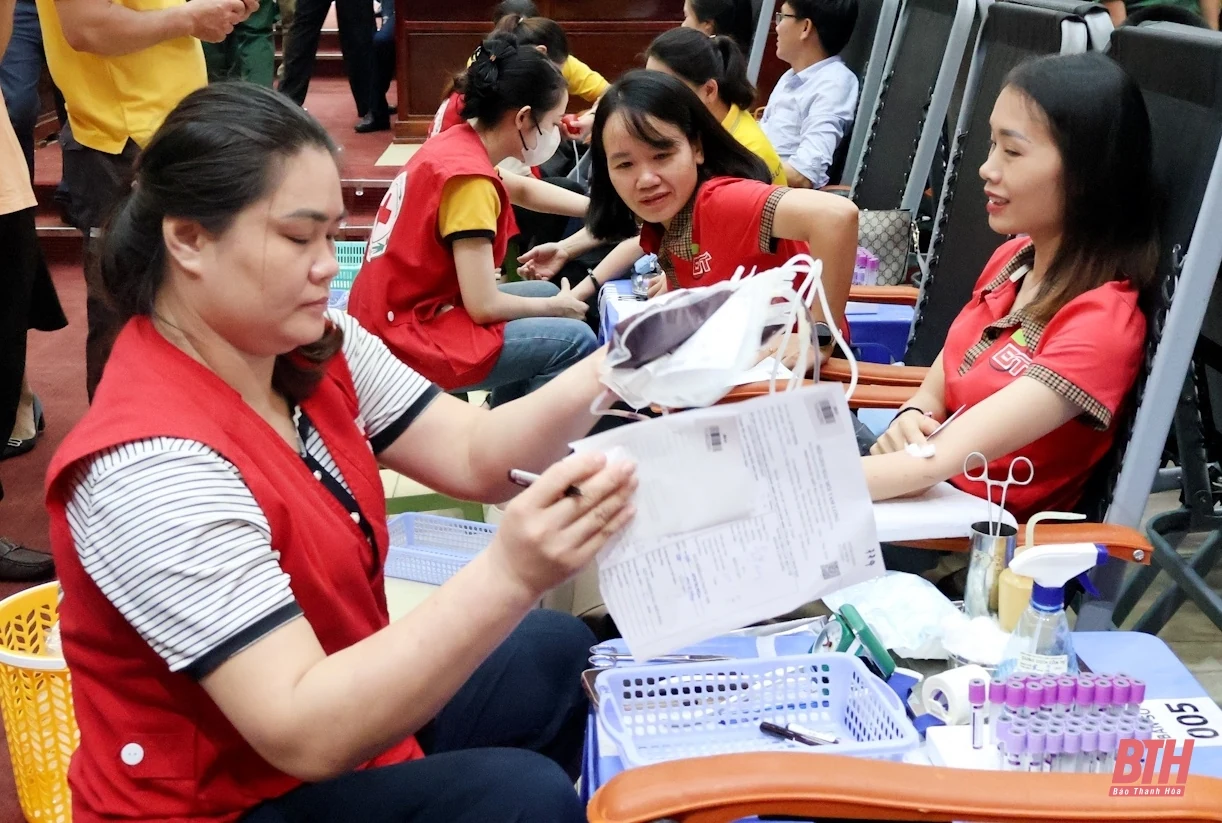 Thị xã Nghi Sơn: 1.327 người tham gia hiến máu tình nguyện