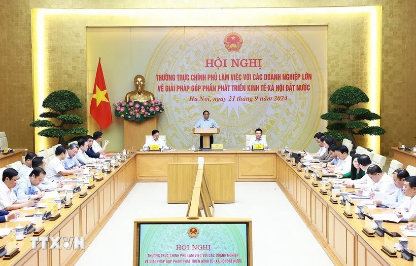 Thủ tướng Chính phủ Phạm Minh Chính đề nghị doanh nghiệp thực hiện “6 tiên phong”