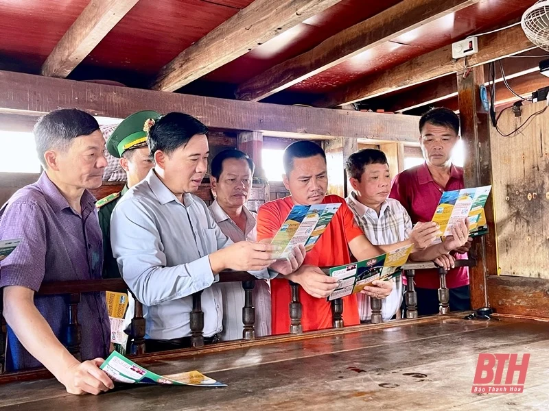 Tuyên truyền, vận động cao điểm về chống khai thác hải sản bất hợp pháp, không báo cáo và không theo quy định