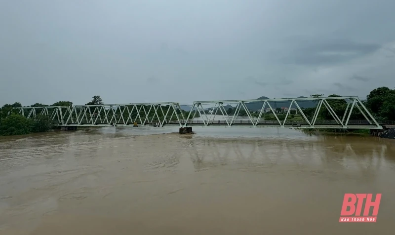 Phát lệnh báo động III trên sông Lèn