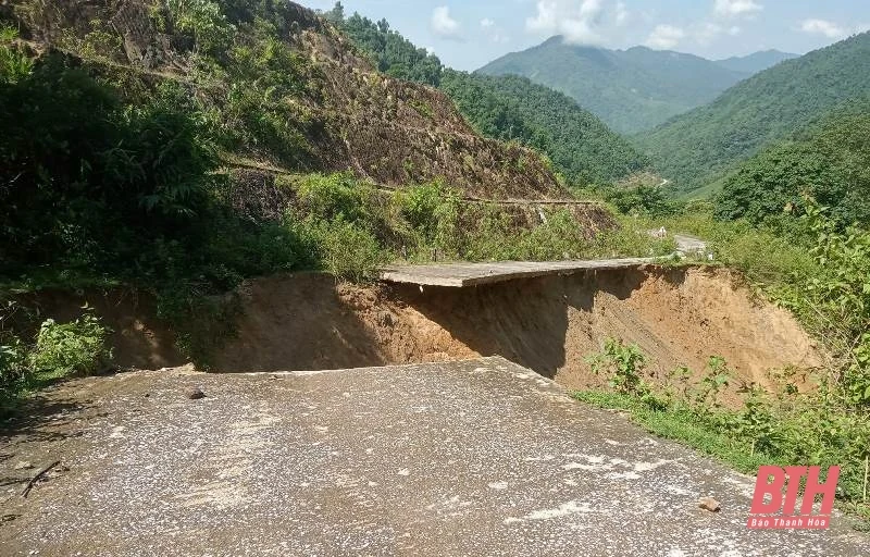 Mưa lũ gây sạt lở 152 vị trí trên các tuyến đường tỉnh