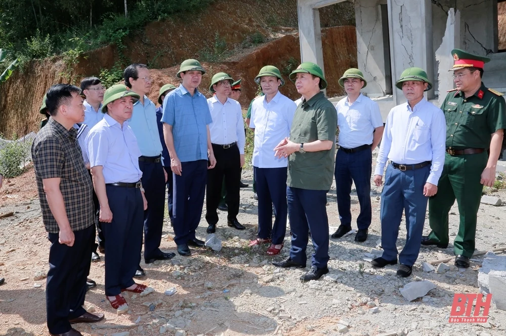 Phó Thủ tướng Chính phủ Trần Hồng Hà kiểm tra công tác khắc phục hậu quả thiên tai tại Thanh Hóa