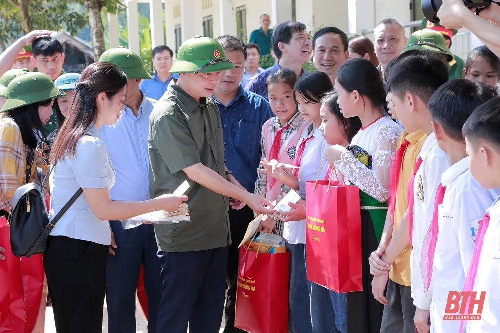 Phó Thủ tướng Chính phủ Trần Hồng Hà kiểm tra công tác khắc phục hậu quả thiên tai tại Thanh Hóa