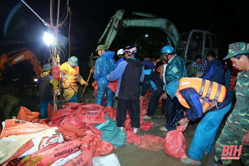 Tăng cường lãnh đạo, chỉ đạo công tác ứng phó, khắc phục thiệt hại do mưa, lũ, ngập lụt, sạt lở đất gây ra trên địa bàn tỉnh 