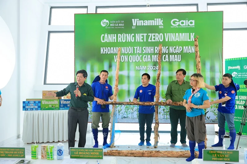 Vinamilk tích cực thực hiện dự án cánh rừng Net Zero, hướng đến trung hòa khí nhà kính