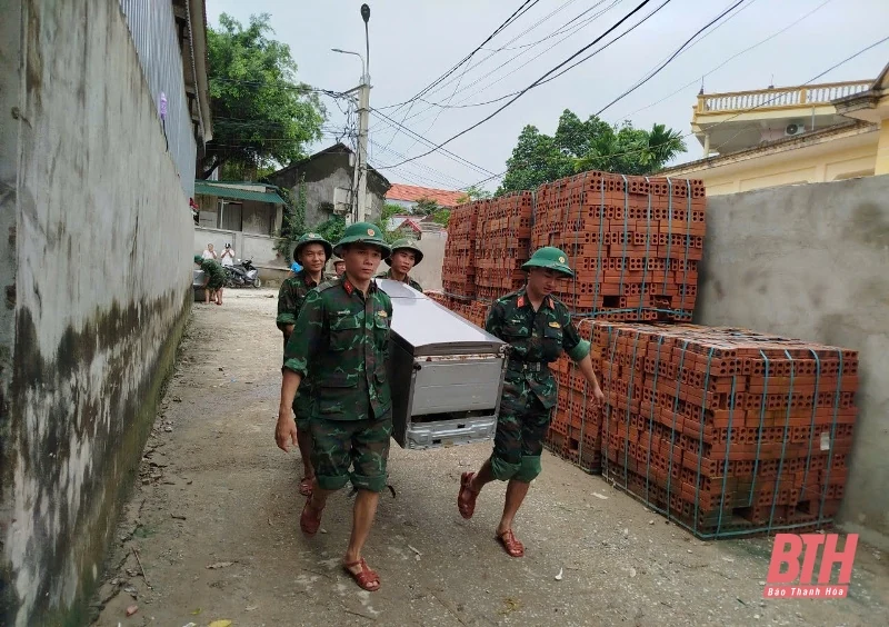 Cuộc sống trở lại ở vùng ngập TP Thanh Hóa