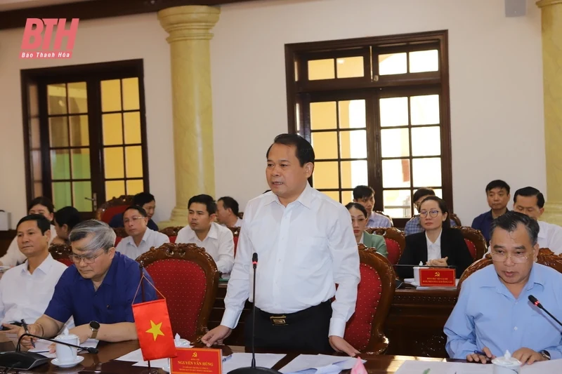 Đoàn học viên cán bộ Đảng Nhân dân cách mạng Lào trao đổi kinh nghiệm về công tác xây dựng Đảng tại Tỉnh ủy Thanh Hóa