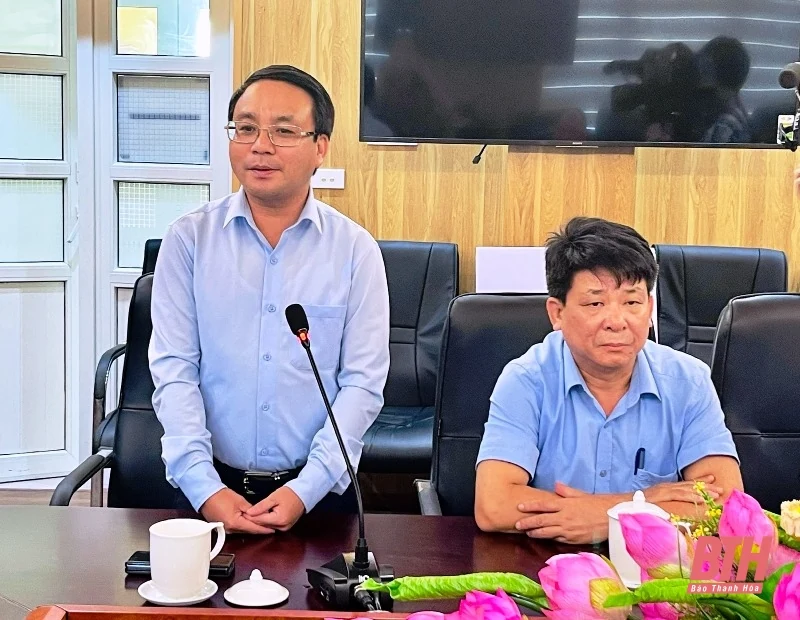 Ủy ban MTTQ tỉnh tiếp nhận ủng hộ từ huyện Triệu Sơn