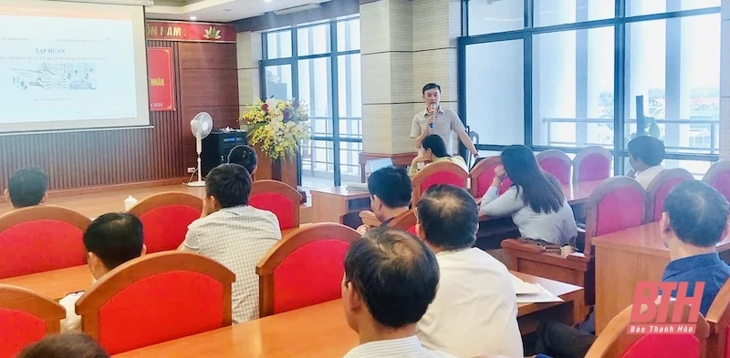 Cập nhật, bồi dưỡng kiến thức hành nghề y, dược tư nhân trên địa bàn thành phố Sầm Sơn