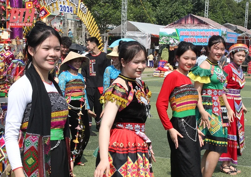 Những người Mông “đi ngược” tìm ấm no nơi biên viễn (Bài cuối): Những hạt nhân cộng hưởng để gỡ mớ bòng bong nút thắt
