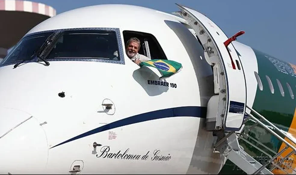Chuyên cơ chở m88 link mới nhất Brazil Lula da Silva gặp sự cố kỹ thuật