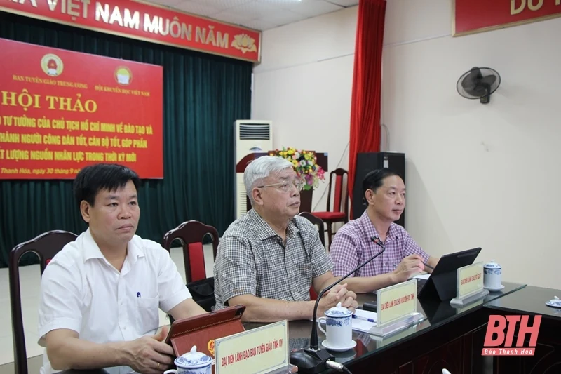 Học tập và làm theo tư tưởng của Chủ tịch Hồ Chí Minh về đào tạo, bồi dưỡng người công dân tốt, người cán bộ tốt