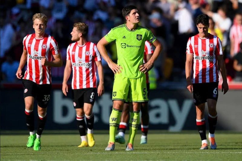 Trước giờ bóng lăn: Làm sao để Erik Ten Hag tránh một trận thua trước Aston Villa?