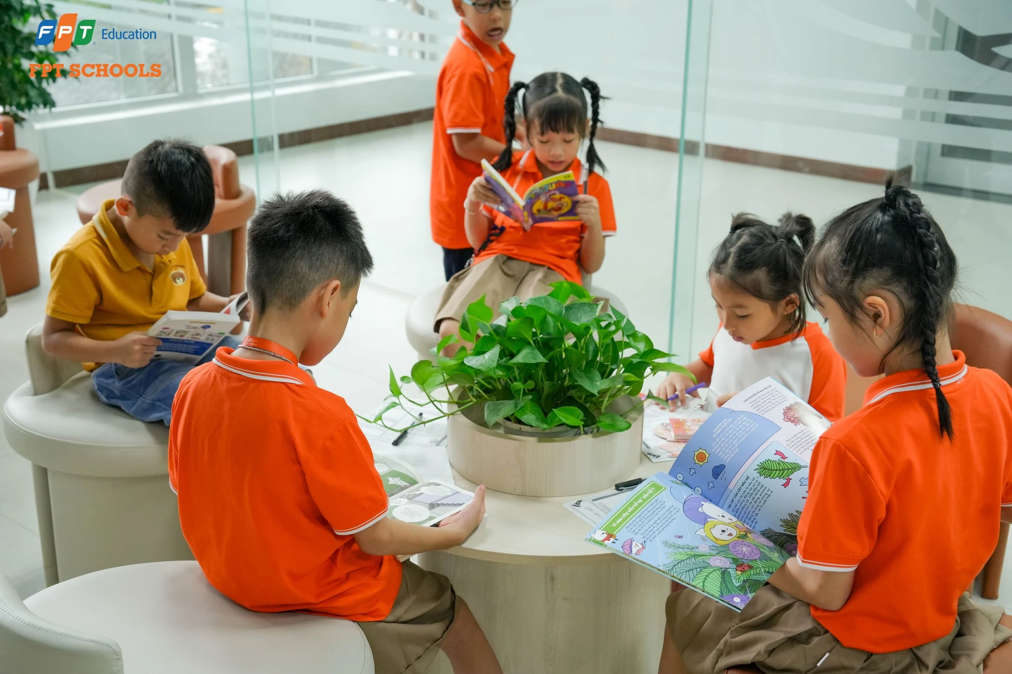 Trường Tiểu học, THCS và THPT FPT Thanh Hóa đẩy mạnh văn hóa đọc trong cán bộ, giáo viên, học sinh