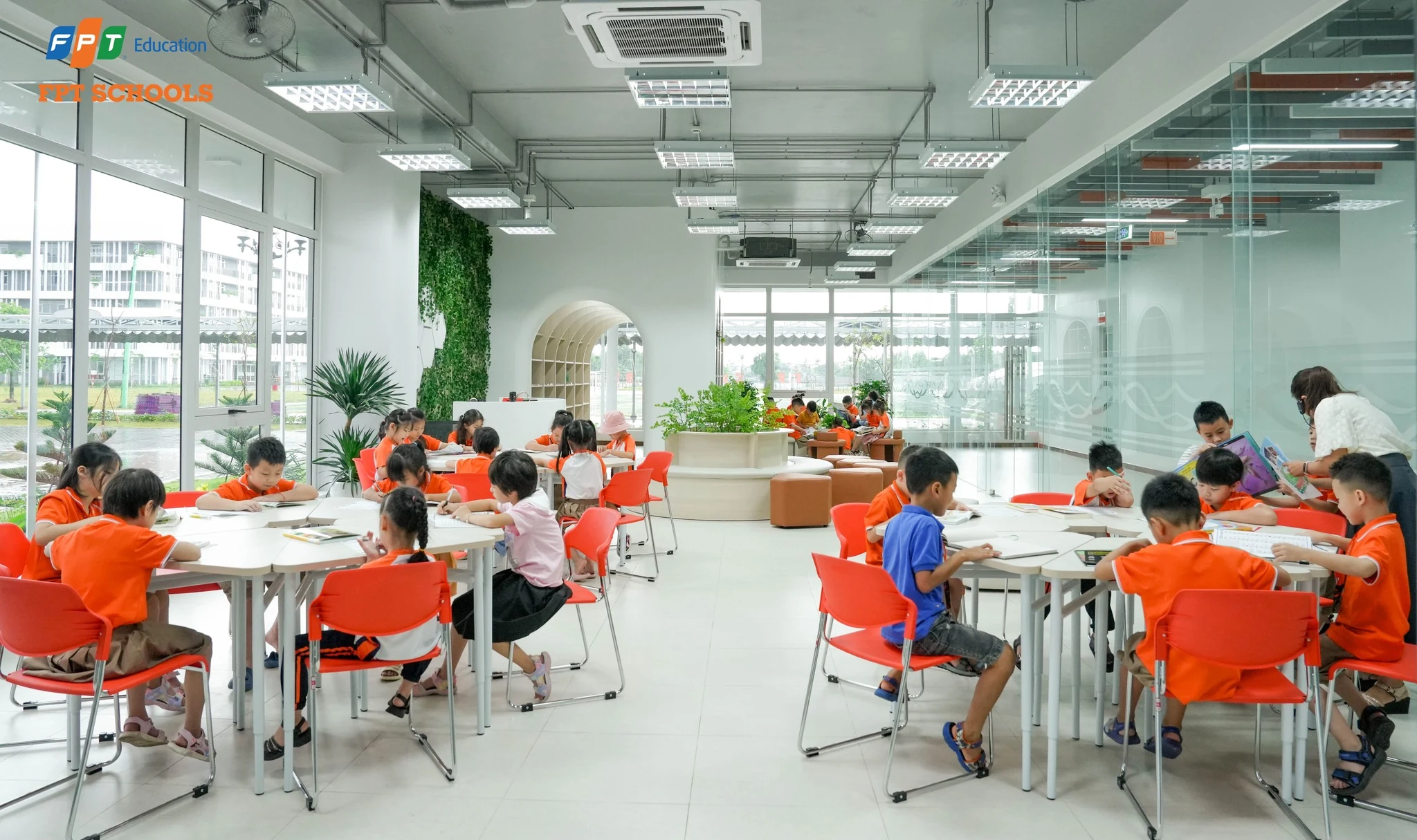 Trường Tiểu học, THCS và THPT FPT Thanh Hóa đẩy mạnh văn hóa đọc trong cán bộ, giáo viên, học sinh