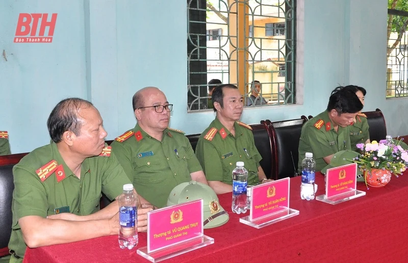 Tập huấn hoạt động văn hóa - thể thao tại Trại giam số 5