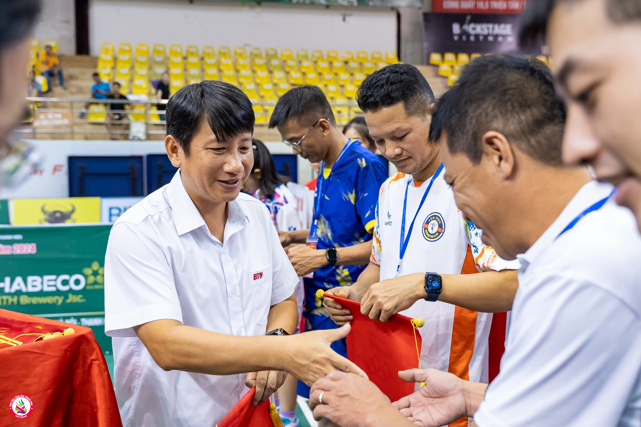 Ấn tượng ngày khai màn giải Cầu lông Báo Thanh Hoá mở rộng năm 2024