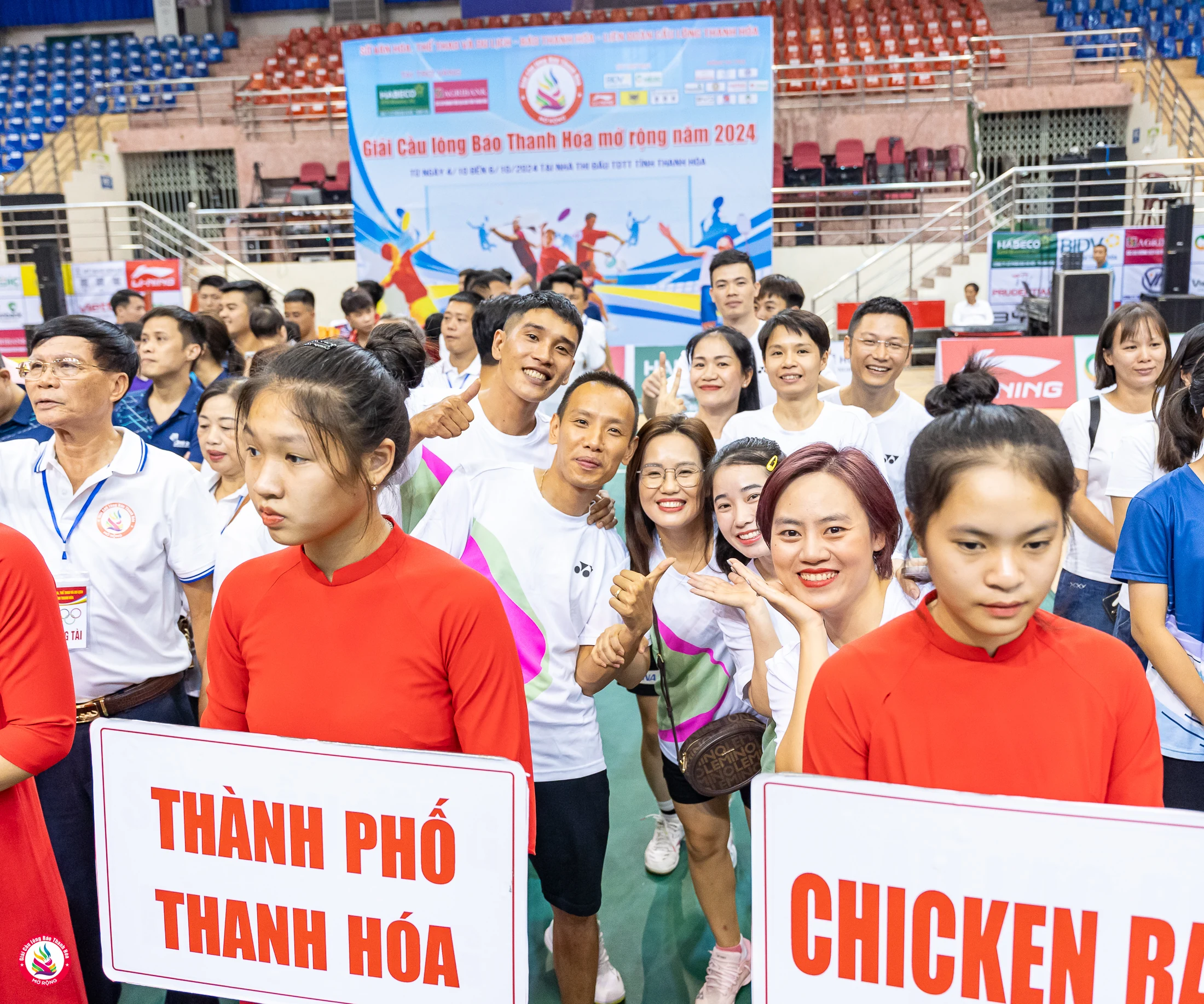 Ấn tượng ngày khai màn giải Cầu lông Báo Thanh Hoá mở rộng năm 2024
