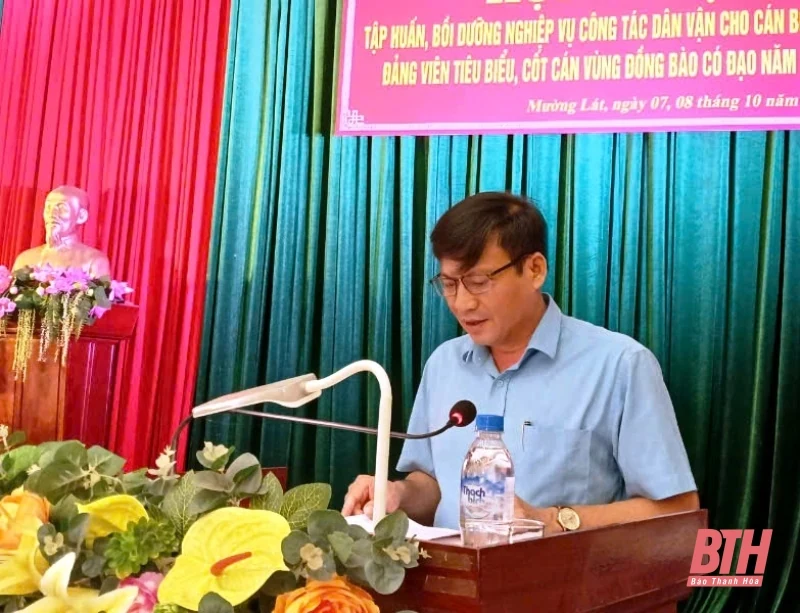 Tập huấn, bồi dưỡng nghiệp vụ công tác dân vận cho cán bộ cơ sở, đảng viên tiêu biểu, cốt cán vùng đồng bào có đạo huyện Mường Lát