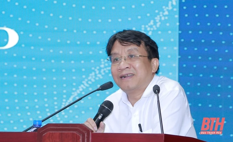 Hội thảo “Chuyển đổi số, chuyển đổi xanh và vai trò của công nghệ số trong phát triển kinh tế số tỉnh Thanh Hóa”
