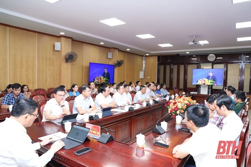 Diễn đàn Kinh doanh và link m88 2024: Tạo dựng môi trường đầu tư kinh doanh thuận lợi cho doanh nghiệp