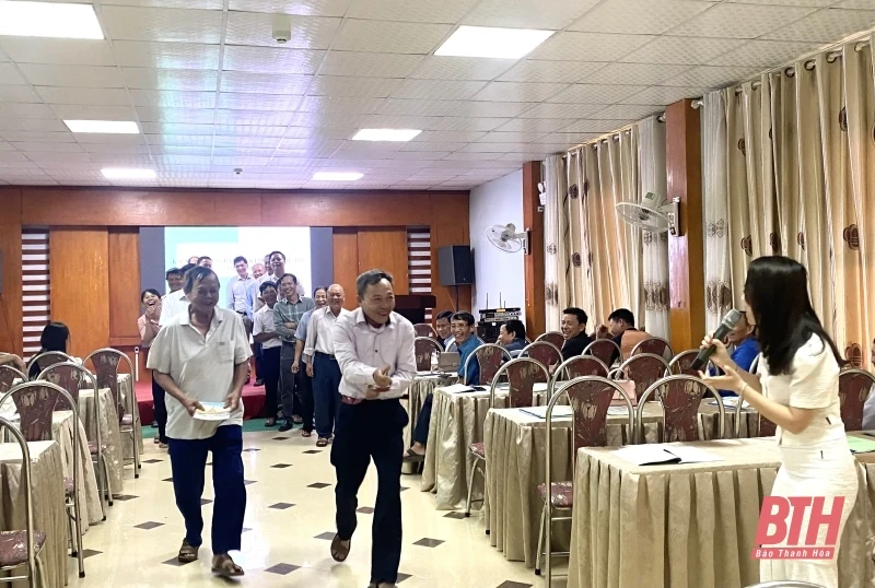 Bồi dưỡng, nâng cao năng lực quản lý thị trường cho thành viên HTX