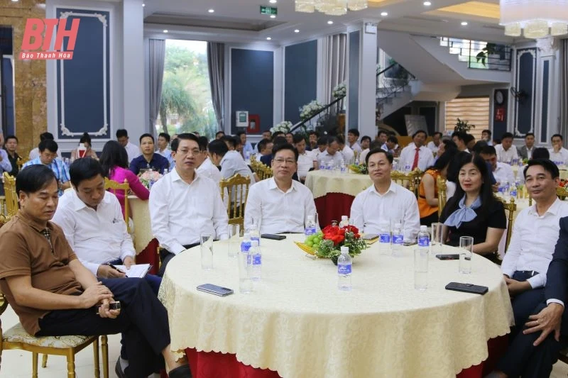 Huyện Hoằng Hóa gặp mặt, tôn vinh các doanh nghiệp, doanh nhân tiêu biểu năm 2024