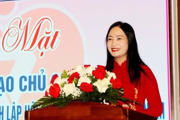 Gặp mặt nữ lãnh đạo chủ chốt tỉnh nhân Ngày Phụ nữ Việt Nam 20/10