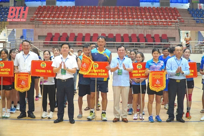 Khai mạc giải Bóng chuyền “Bông lúa vàng” tỉnh Thanh Hóa lần thứ 9