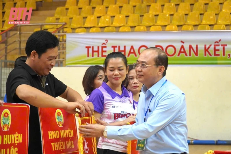 Khai mạc giải Bóng chuyền “Bông lúa vàng” tỉnh Thanh Hóa lần thứ 9