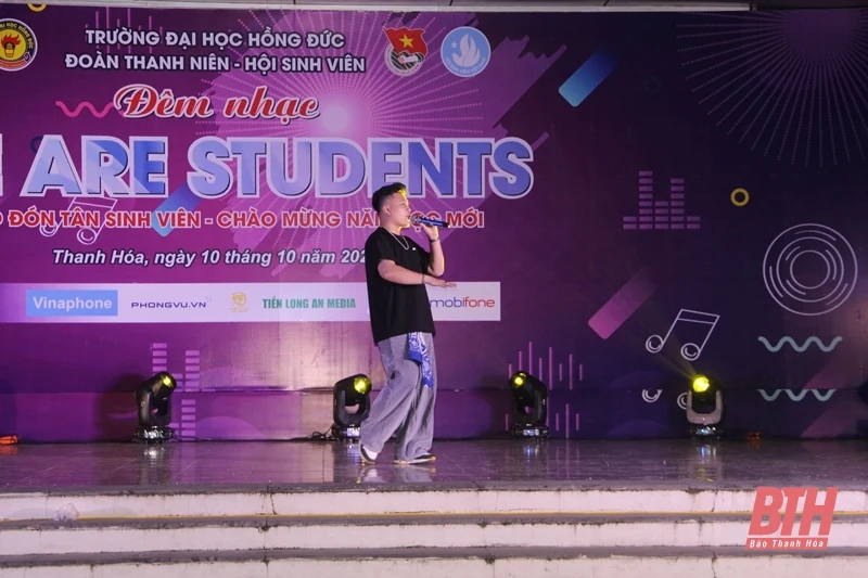Bùng cháy cảm xúc trong đêm nhạc “We are students”