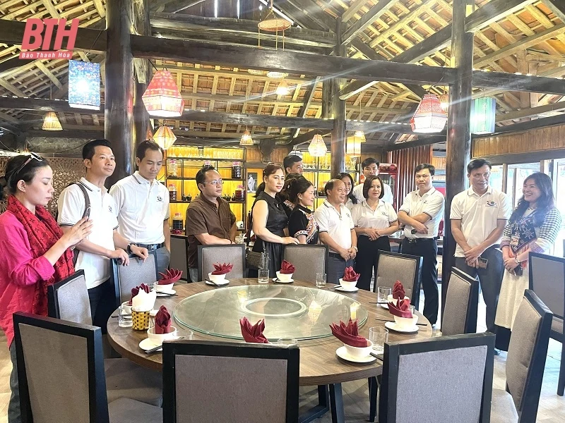 Đoàn famtrip Hội Du lịch Lữ hành TP Thanh Hóa khảo sát du lịch tại Sa Pa
