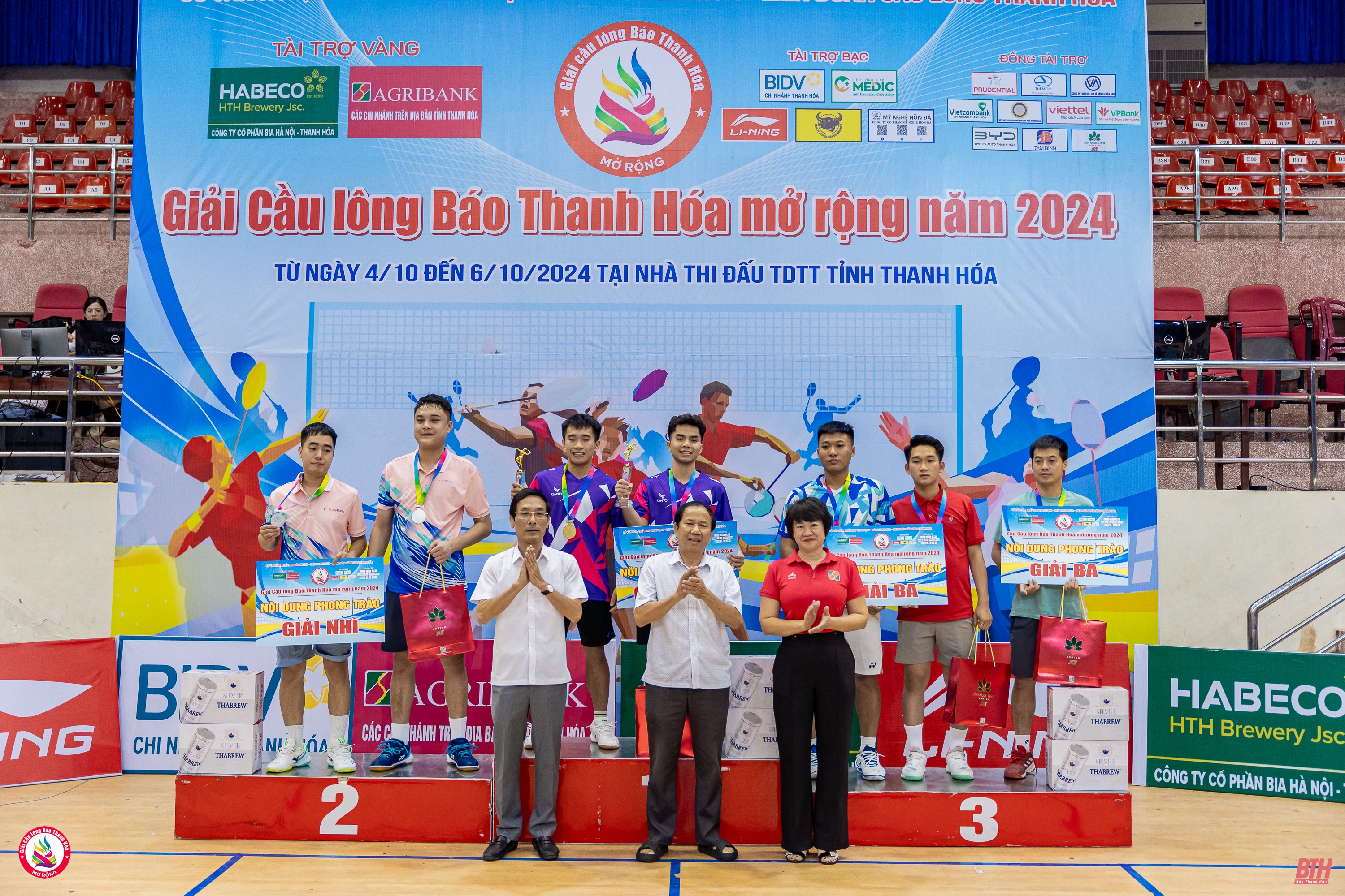 Vinh danh các cá nhân, tập thể xuất sắc tại Giải Cầu lông Báo Thanh Hoá mở rộng năm 2024