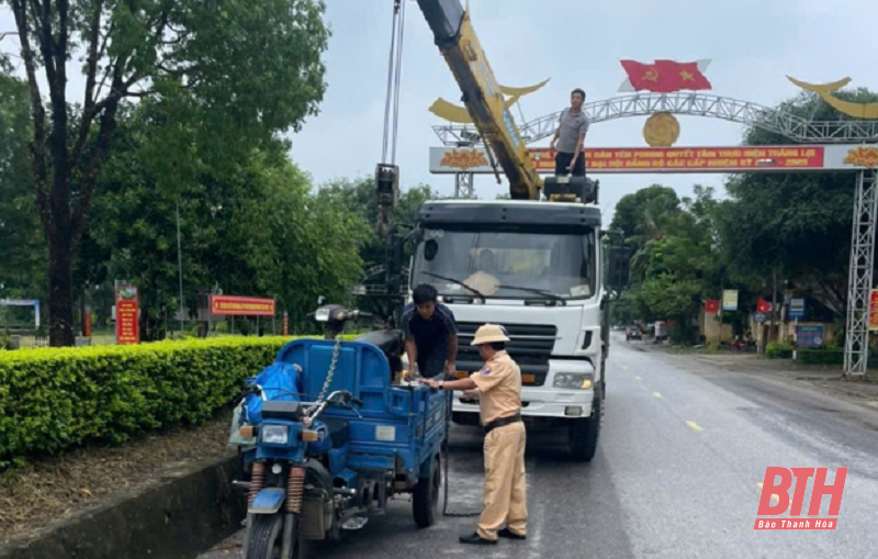 Xử lý gần 200 xe tự chế, xe kéo
