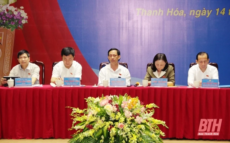 Đoàn Đại biểu Quốc hội tỉnh tiếp xúc cử tri là cán bộ, đoàn viên, người lao động