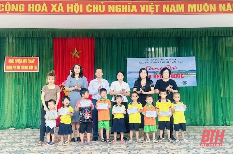 Câu lạc bộ Nhà báo nữ link vào m88 mới nhất đi thực tế tại huyện Như Thanh