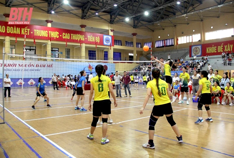 Giải Bóng chuyền hơi “Vì sự tiến bộ của phụ nữ” TP Sầm Sơn 2024 thành công tốt đẹp