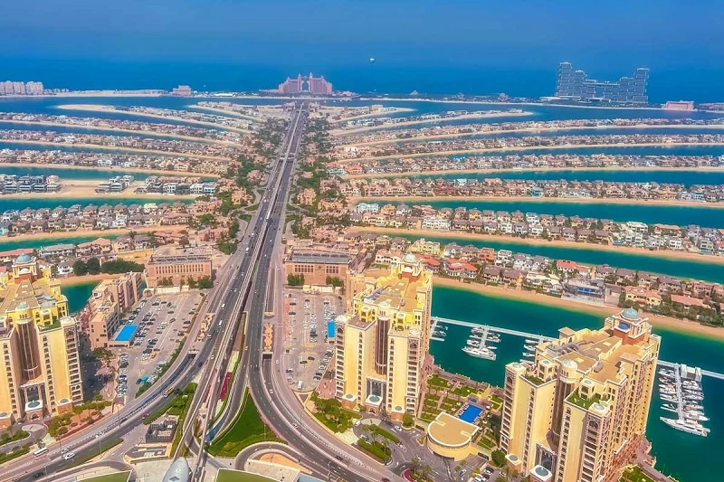 UAE: Hành trình từ sa mạc khô cằn đến đảo nhân tạo xa hoa nhất thế giới