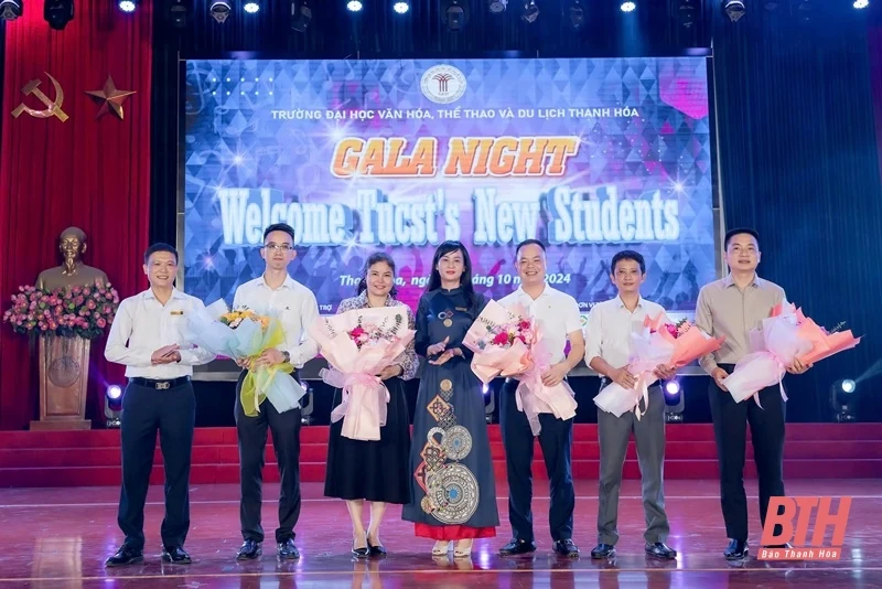 Trường Đại học Văn hóa, Thể thao và Du lịch Thanh Hóa chào đón tân học sinh, sinh viên
