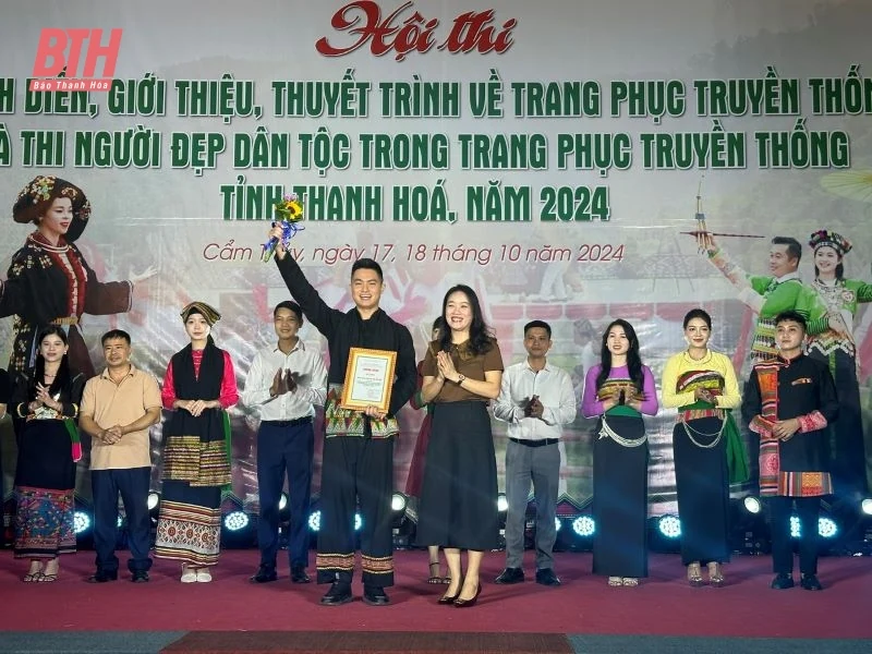 Bế mạc Hội thi trình diễn trang phục truyền thống và thi Người đẹp dân tộc trong trang phục truyền thống tỉnh Thanh Hoá năm 2024