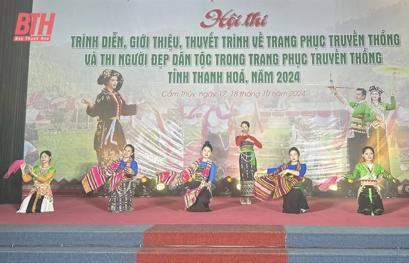 Bế mạc Hội thi trình diễn trang phục truyền thống và thi Người đẹp dân tộc trong trang phục truyền thống tỉnh Thanh Hoá năm 2024