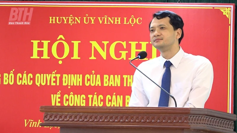Huyện ủy Vĩnh Lộc công bố các quyết định về công tác cán bộ