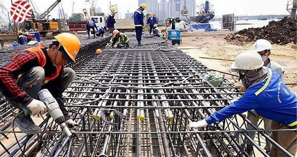 Đồng phục công nhân: Chìa khóa tạo nên an toàn và hiệu quả tại nơi làm việc